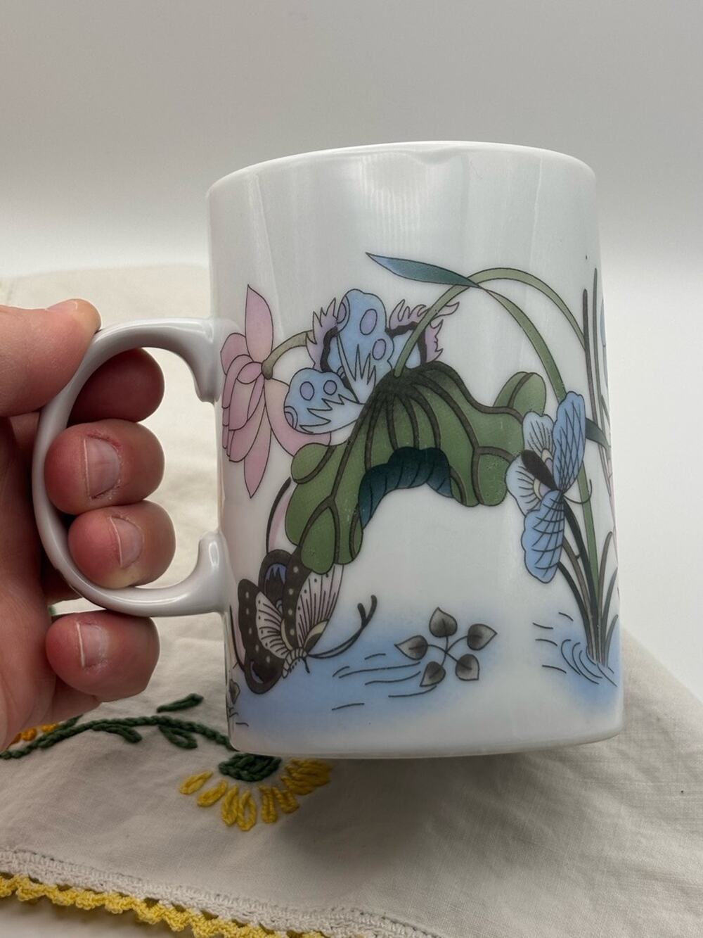 Vintage Ceramic Teacup Mug, Waterlily and Lotus Flower Design with Butterflies